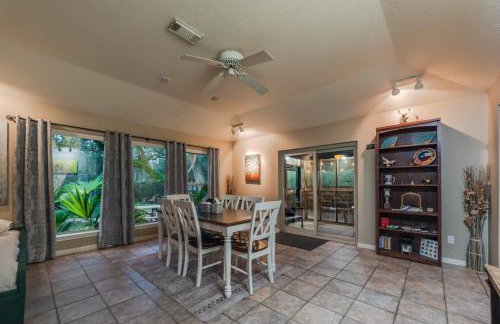 Riverside country retreat with easy access to all that Houston has to offer - Foto 66