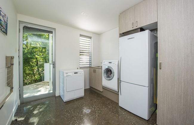 Headland Hideaway - Photo 15