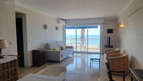 Apartment with terrace at the foot of the beach - Foto 2