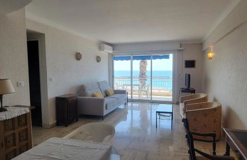 Apartment with terrace at the foot of the beach - Foto 2
