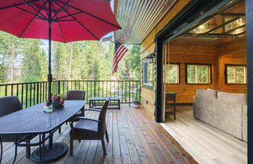 Hot Tub and Fire Pit Getaway on Pend Oreille River - Foto 22