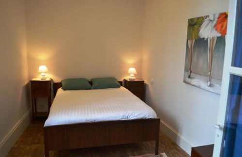 Grande maison en pierre de taille avec piscine, sauna et jacuzzi - Foto 29