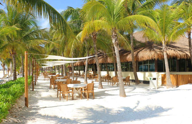 Conducción de lancha rápida por Punta Maroma - Foto 9