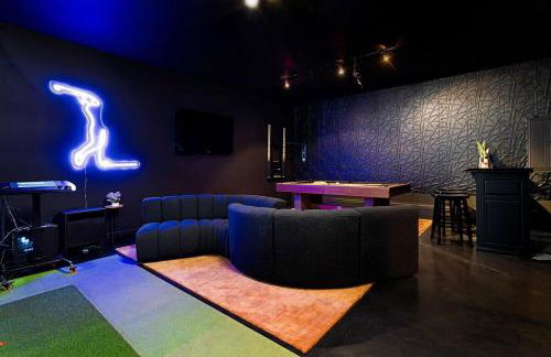 Luxury Escape! Golf Sim, Sauna, Hot Tub & Game Room Bliss - Foto 65