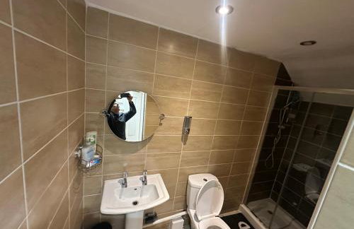 Short Term Contractor Apartment - Foto 11