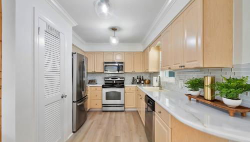 Chic Coastal - Heated Pool per request, Near PGA & Everything! - Foto 3