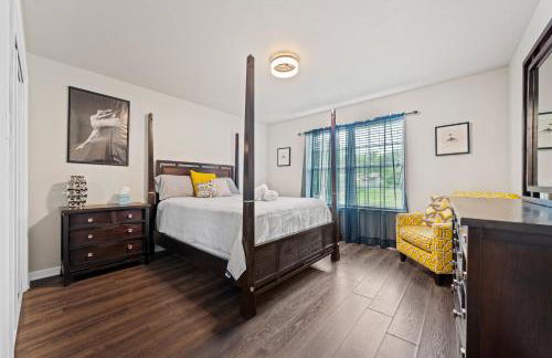 Pool, Hot Tub, Game Room & Sleeps 18! By StayLage - Foto 27