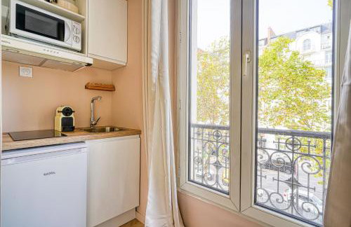 Calm and Comfortable 2-Bedroom Apartment in Paris 17th - Foto 9