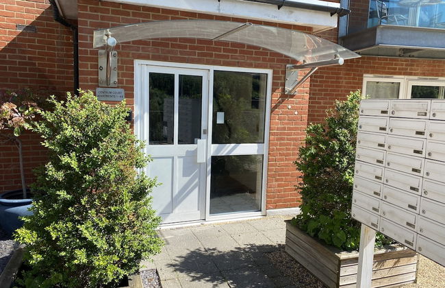 Toothbrush Apartments - Nr Train Station - Foto 13