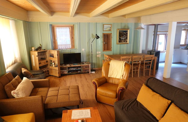 Historic Apartment in the old Village of Naters - Foto 32