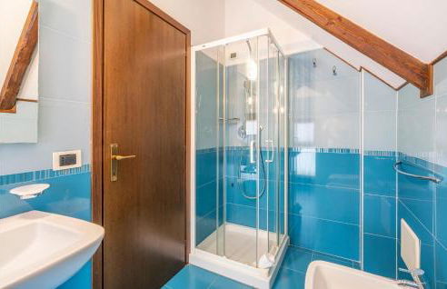 3 Bedroom Nice Home In Albarella Ro - Foto 32