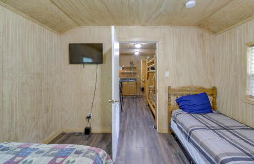 Serene Briceville Vacation Rental Cabin with Grill! - Foto 15