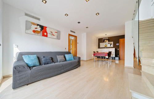 Hauzify I Apartament Ponent - Photo 3