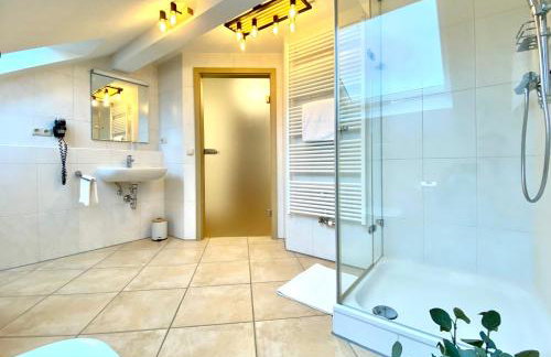 Best Butler Superior Suite *Balkon*Parken*Hütte - Foto 20