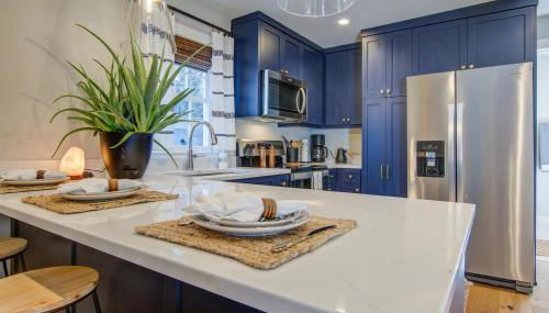 Historic 1880s Freeman Cottage Walk to King St - Foto 2