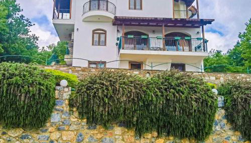 Villa Etheras - Nested between Nature by Amazing View - 5 mins from Edessa - Foto 1