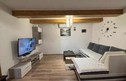 Family friendly house with a swimming pool Tounj, Gorski kotar - 17577 - Foto 18