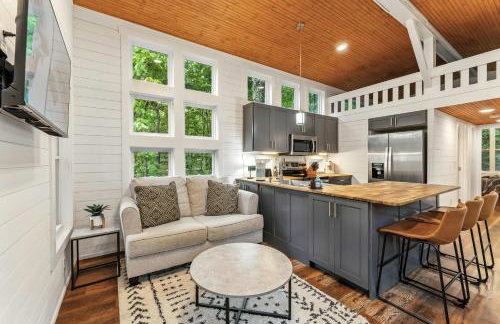 The Hickory Tiny Home in Menlo - Photo 10