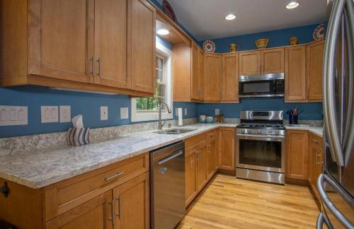 Hummingbird Hideaway · Hummingbird Hideaway in Connestee Falls - Foto 4