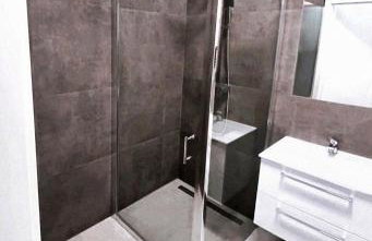 Elegant 1-Bedroom Flat With Balcony Near Wrocław - Photo 6