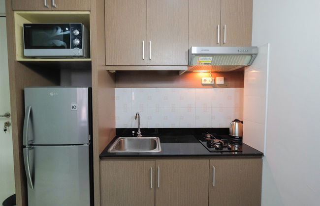 2BR with Sofa Bed Cervino Tebet Apartment - Foto 14