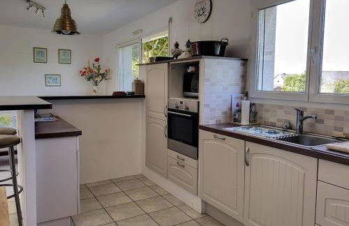 204 - Maison familiale au calme avec grand jardin - Foto 15