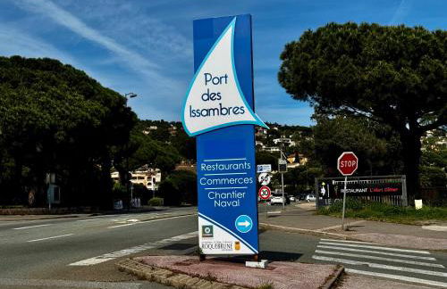 T1 bord de mer avec piscine dans residence privée - Foto 3