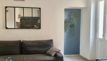 T2 rue piétonne Le Lavandou climatisé - Foto 5