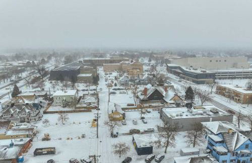 Indigo Cove Modern Studio near Historic Uptown - Foto 31