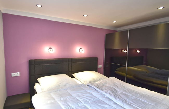 Apartment With Private Terrace - Photo 3