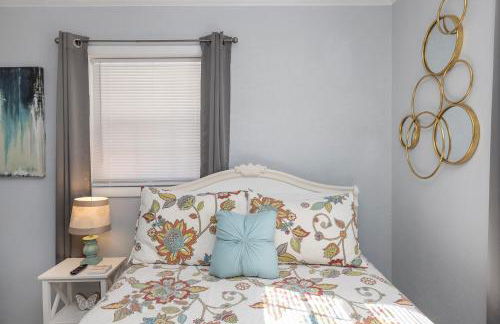 Private Hot Tub & Swing, Vintage Nintendo with Large Parking & EV ready - Foto 21