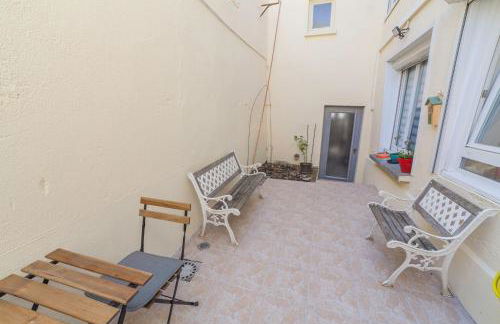 PRESTIGELOC - 3 Studios au Choix - 2 avec Sauna privé gratuit, 1 avec 3 Couchages, Centre-ville - Foto 26