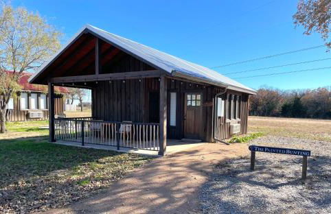 Painted Bunting Cabin 15 MIN to MagnoliaBaylor - Photo 1