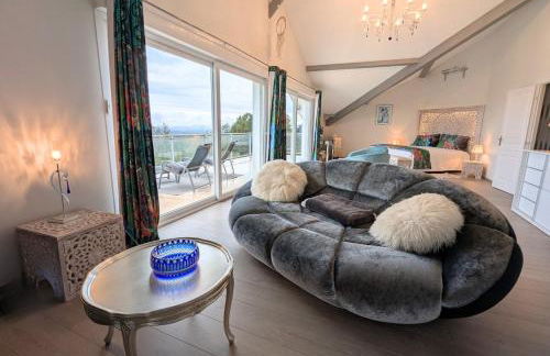 Luxurious Villa with Pool - Foto 51