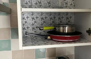 First floor 1 bed apartment with lounge and kitchen - Photo 17