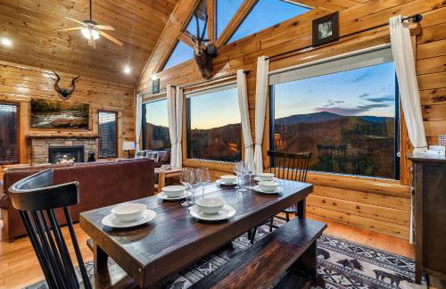 Epic Mountain Views, Hot Tub, Game Room, Sleeps 10 - Foto 19