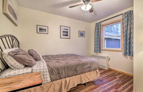 Peaceful Wooded Retreat at Lake Wallenpaupack! - Foto 13