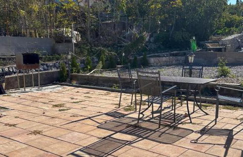 Beautiful Home In Lovorje - Photo 8