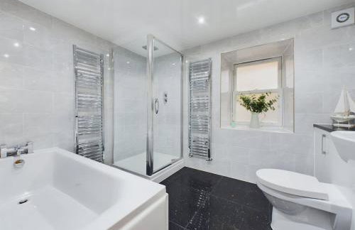 Charming 3 Bedroom Home in the Heart of Stanhope - Photo 22