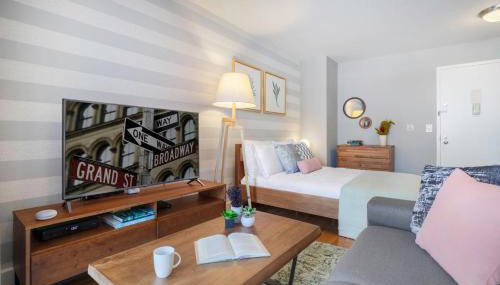 Theater District Studio w Indoor pool NYC-142 - Foto 3, Other