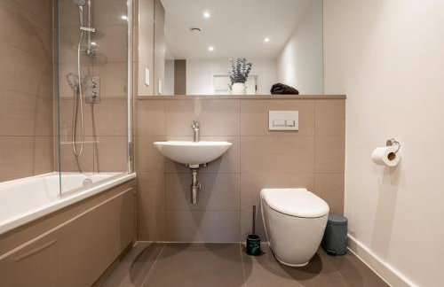 Wembley Central 2BR Near Stadium - Sleeps 8 - Foto 30