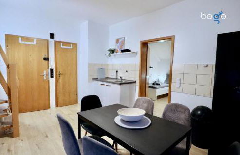 BEGE APARTMENTS DeskSide - Photo 8