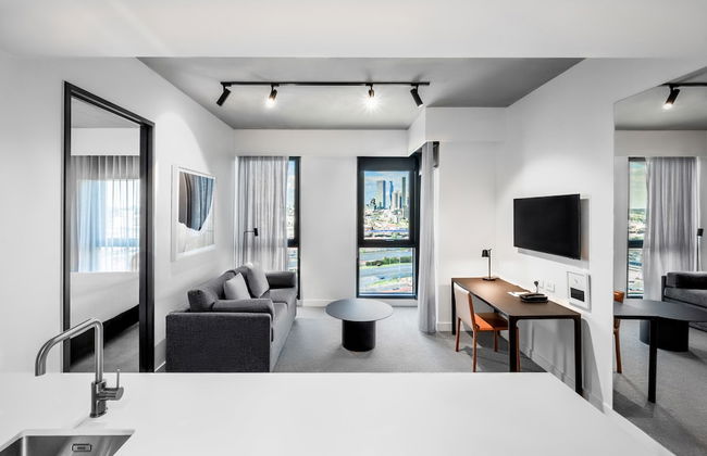 Nesuto Docklands Apartment Hotel - Photo 25