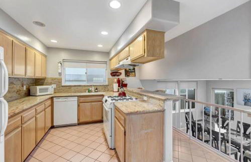 OCEAN FRONT - STUNNING VIEWS- VACATION PARADISE!! - Foto 23