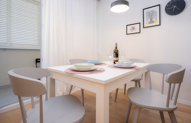 Billie Holiday apartment with balcony - Photo 16