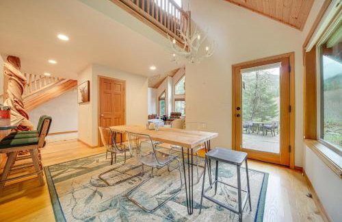 19 Mi to Slopes at Crystal Mtn Getaway with Hot Tub - Foto 6