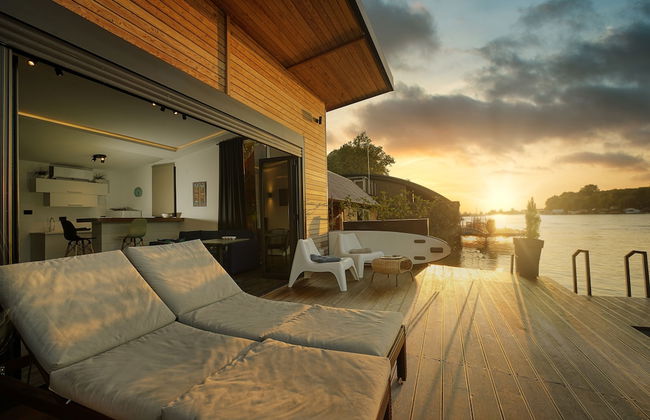 Beach House Belgrade - Photo 17