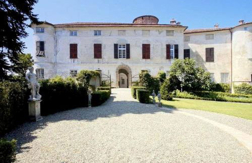 A Castle Stay in Wine Country - Foto 1
