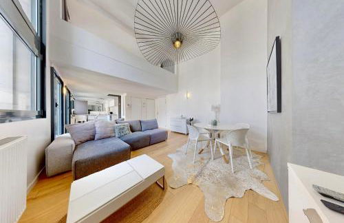 T3 en Duplex au Centre ville avec parking - Foto 4