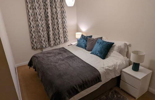 Beautiful 2 bedroom flat overlooking golf course - Foto 6